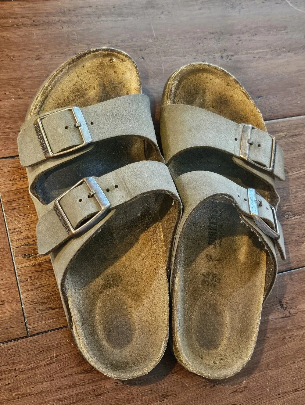 Birkenstock Kids Double-Buckle Sandals in Olive Green EU Size 34